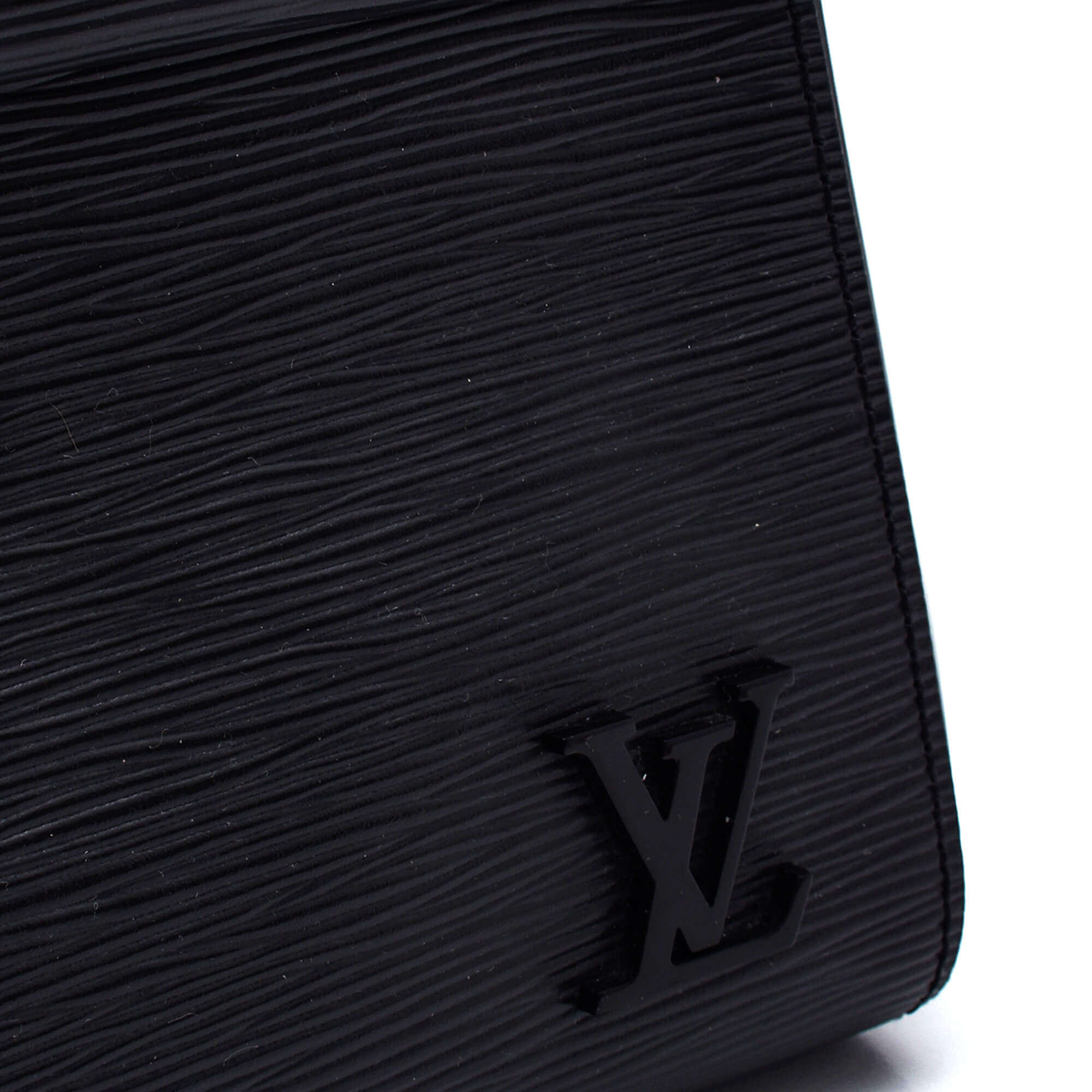 Louis Vuitton Black Epi Leather Cluny MM Louis Vuitton