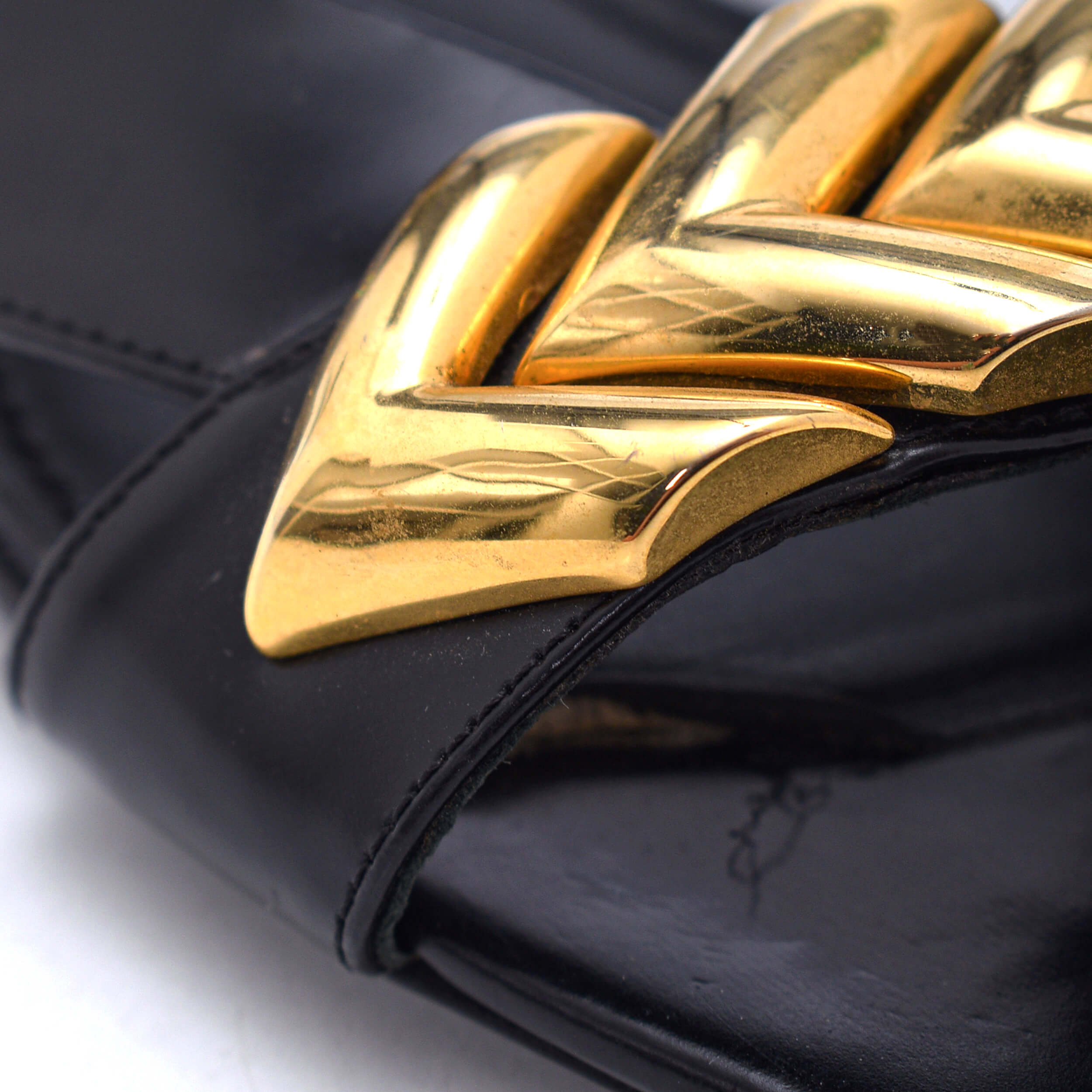 Louis Vuitton - Black Leather Gold Chain Detail Slipper