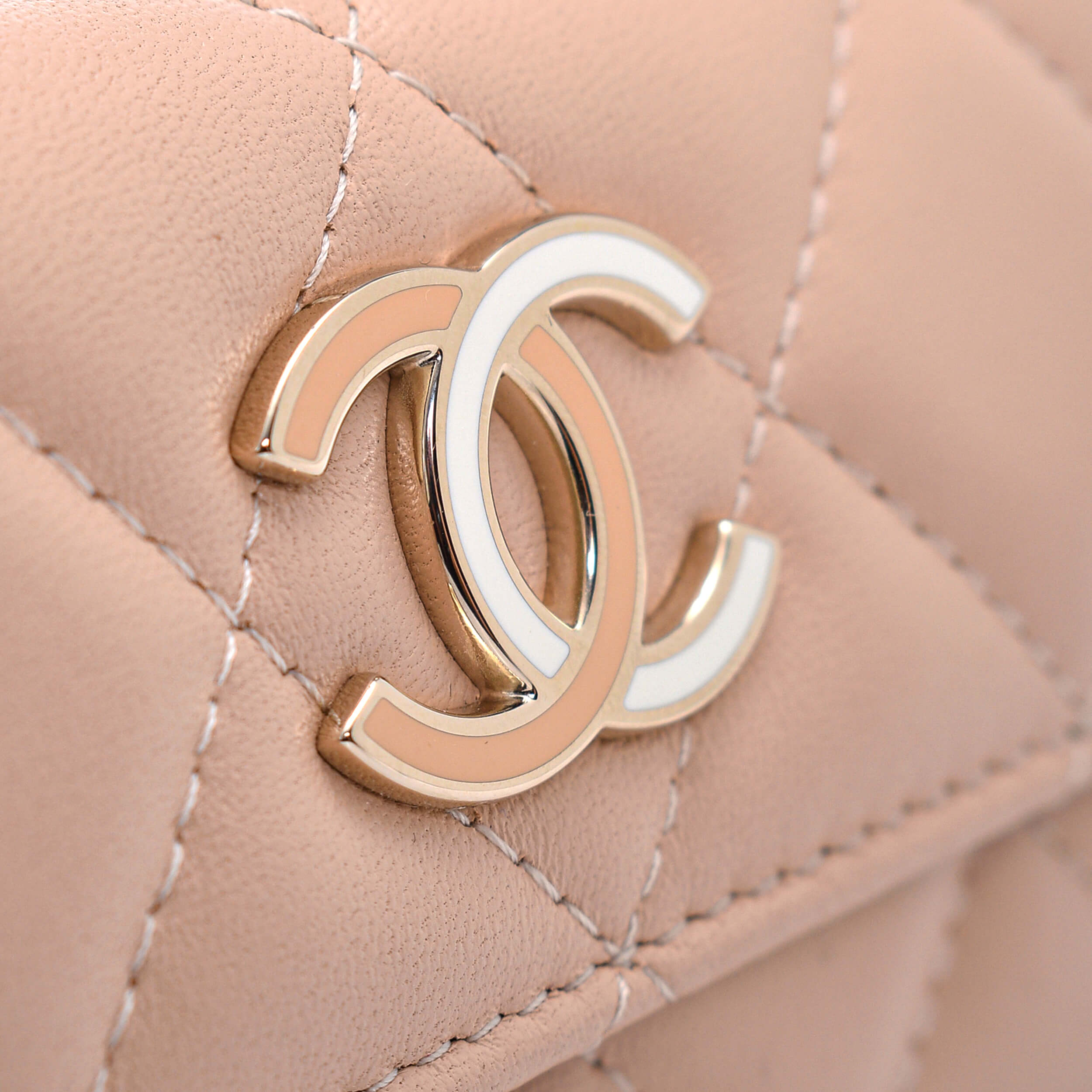 Chanel - Beige Quilted Lambskin Leather Card Holder