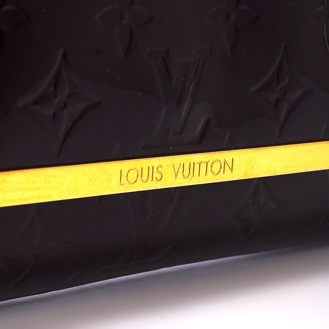 Louis Vuitton Amarante Monogram Vernis Ana Clutch Bag